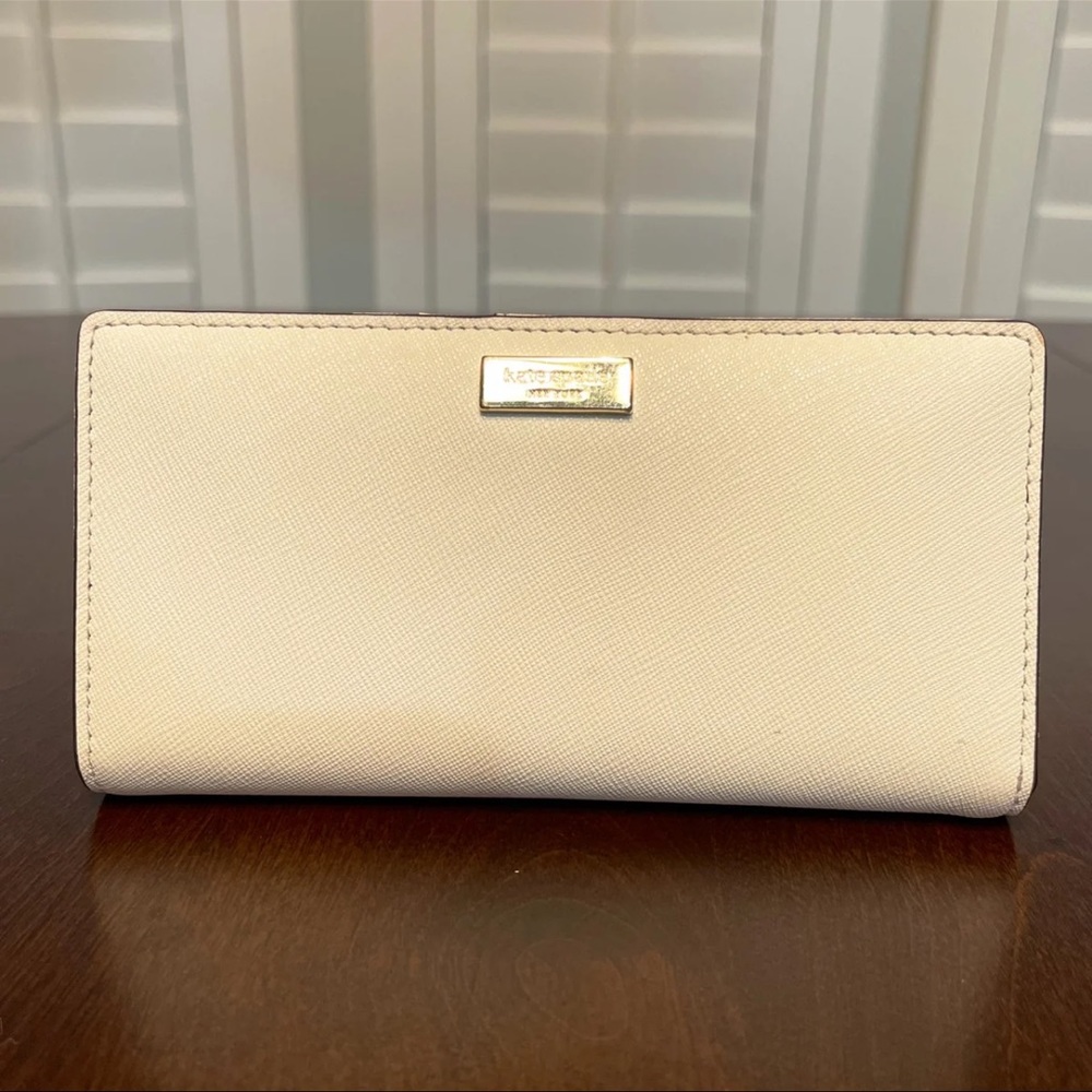 Kate Spade Cream Wallet